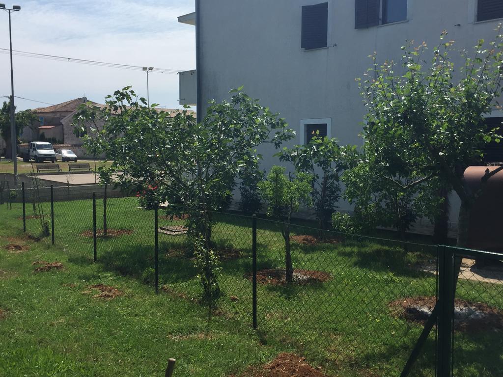 Veleniki Apartment Vesna מראה חיצוני תמונה