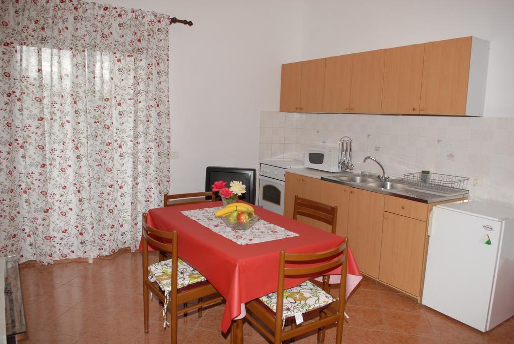 Veleniki Apartment Vesna מראה חיצוני תמונה