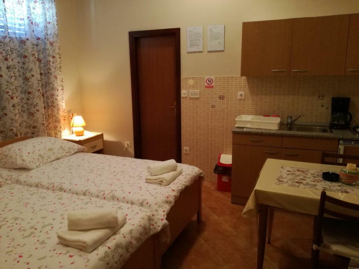 Veleniki Apartment Vesna מראה חיצוני תמונה