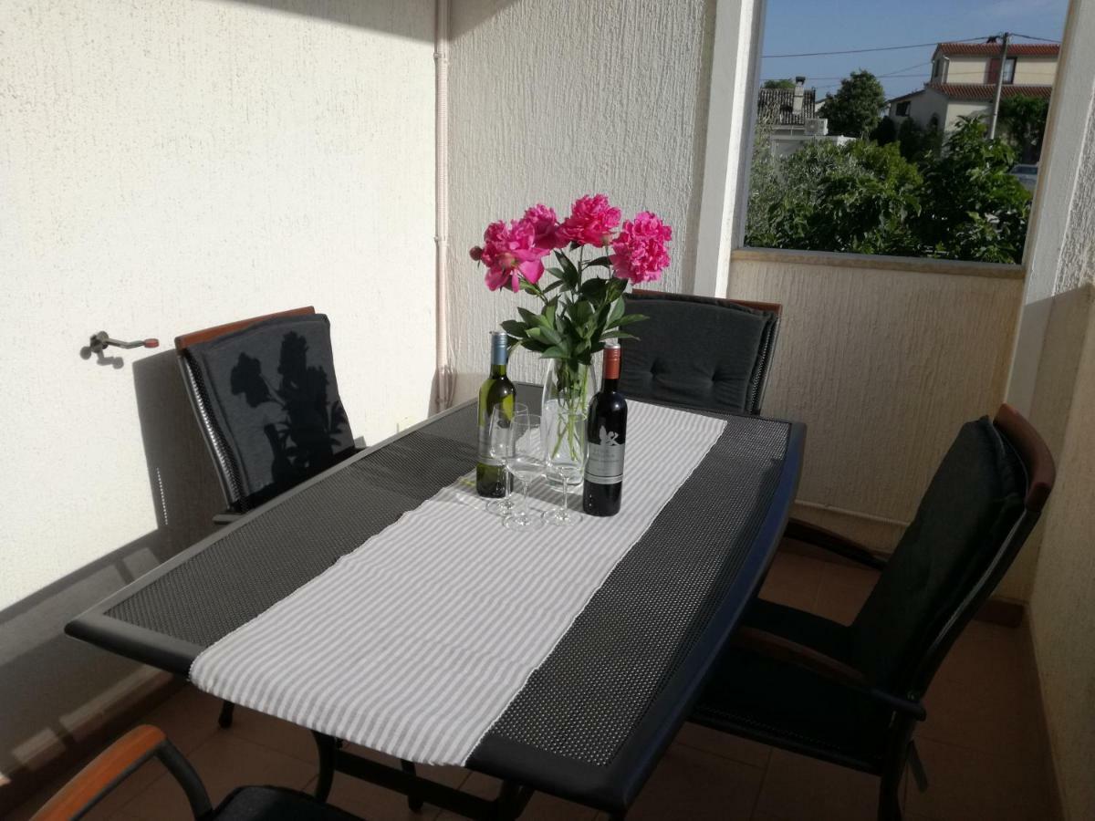 Veleniki Apartment Vesna מראה חיצוני תמונה